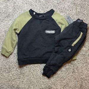 Volcom Toddler Black and Green Sweatshirt and Joggers Set